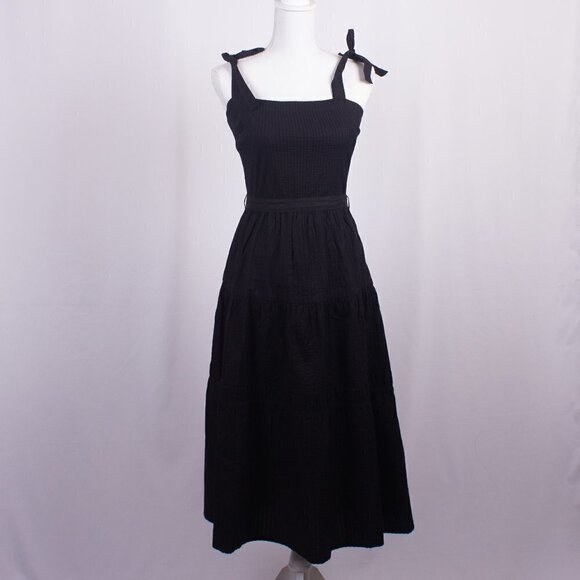 Topshop Dresses & Skirts - NWT TOPSHOP Tiered Fit & Flare Dress Size 4